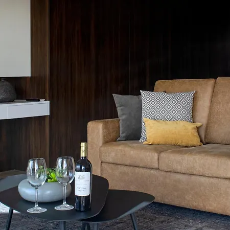 Ap Maria Nova Lounge - Adults Friendly